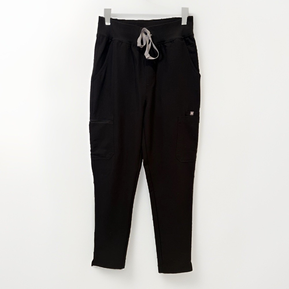 FIGS HW Yola Cargo Scrub Pants Womens S Tall Black Technical Collection Pockets